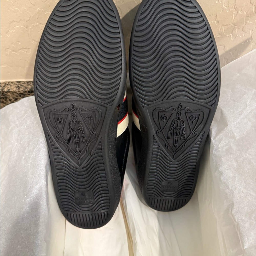 Gucci Black Leather Men's Sneakers - Picture 5 of 7
